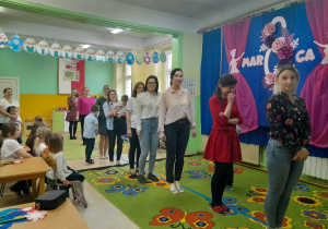 Zabawa integracyjna mam.