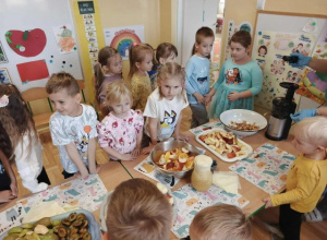 „Owocowe czary-mary – sok robimy, nie do wiary!”