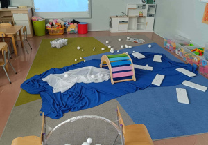 Sala jako kraina lodu przygotowana do zabawy